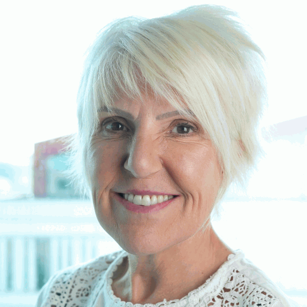 Julie Hutton-Smith
