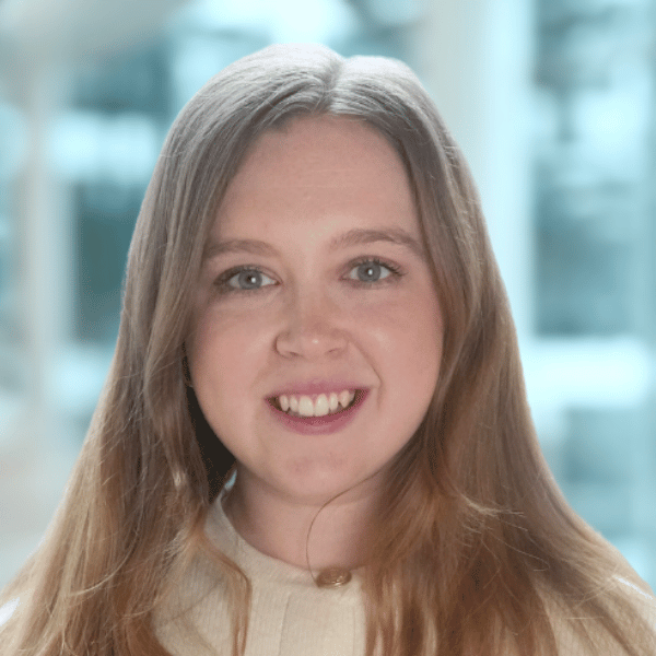 Abigail Walker Headshot