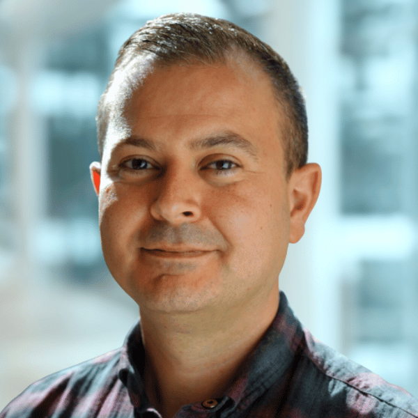 Daniel  Lewis Headshot